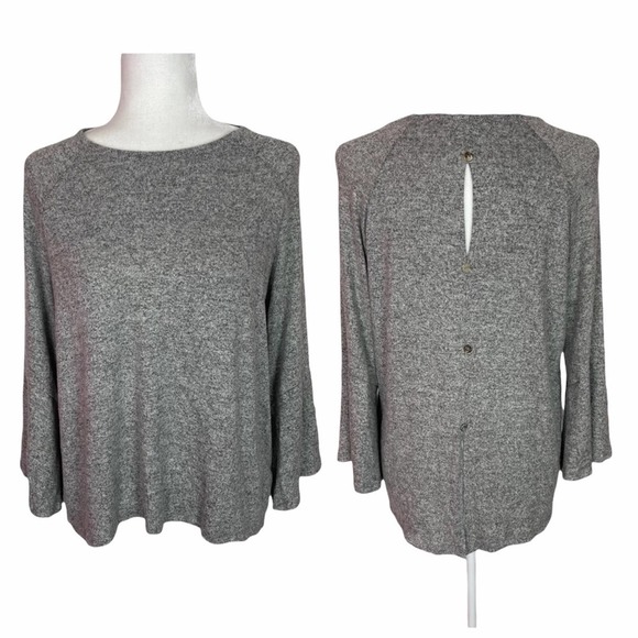 Coin 1804 Tops - COIN 1804 Grey Long Bell Sleeve Multi Button Keyhole Back Hi-Low Pullover Top L